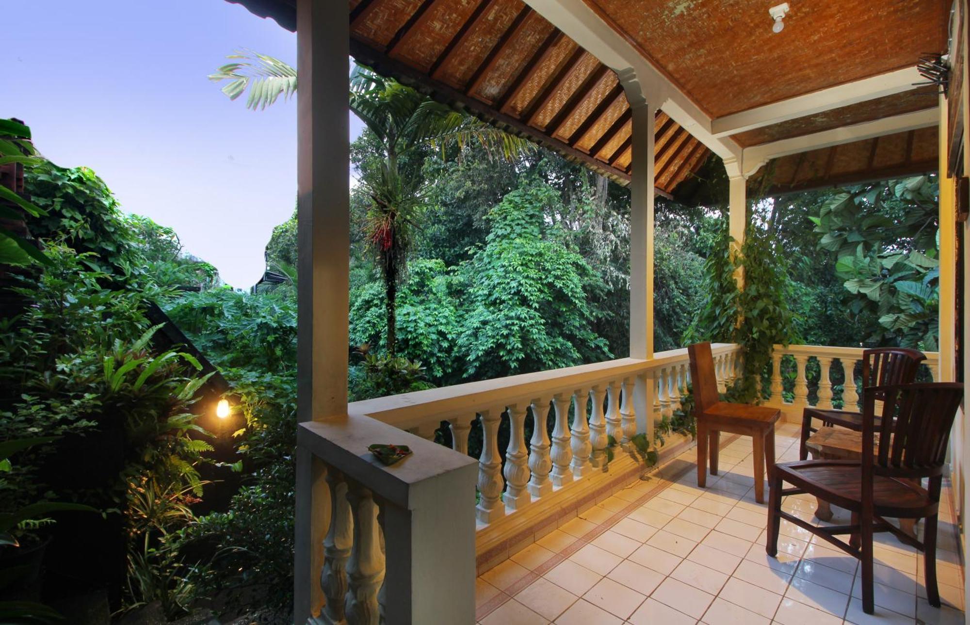 Sari Gong Guest House, A Trishula Collection Ubud Exteriör bild